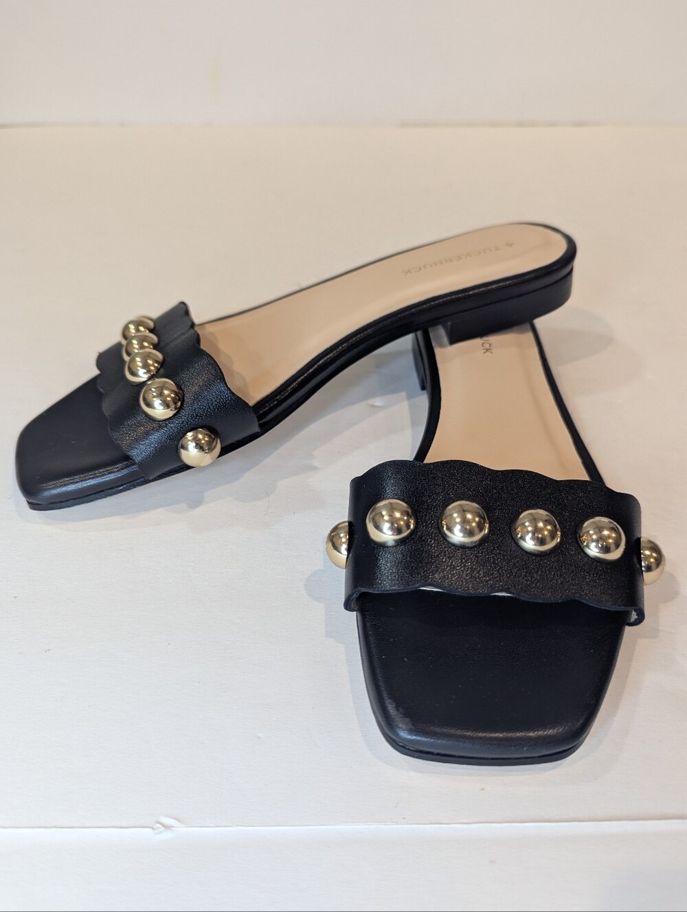 Tuckernuck Black Leather Brooke Studded Slide Slip On Flat Sandals Size 6